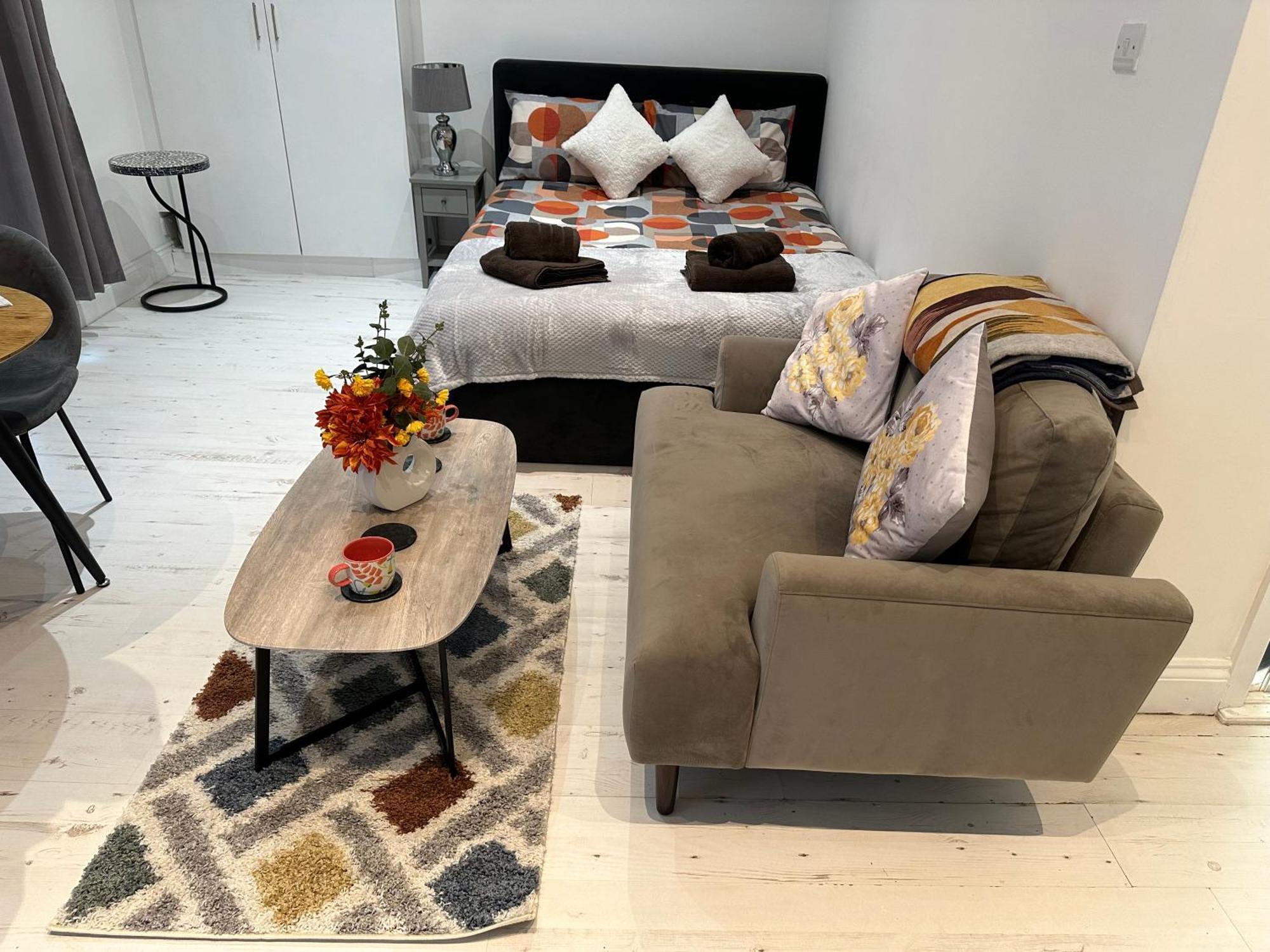 Stylish Escape In West Апартаменты
